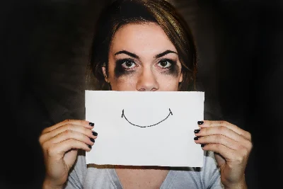 مستفيد من المواكبة النفسية الاجتماعية
